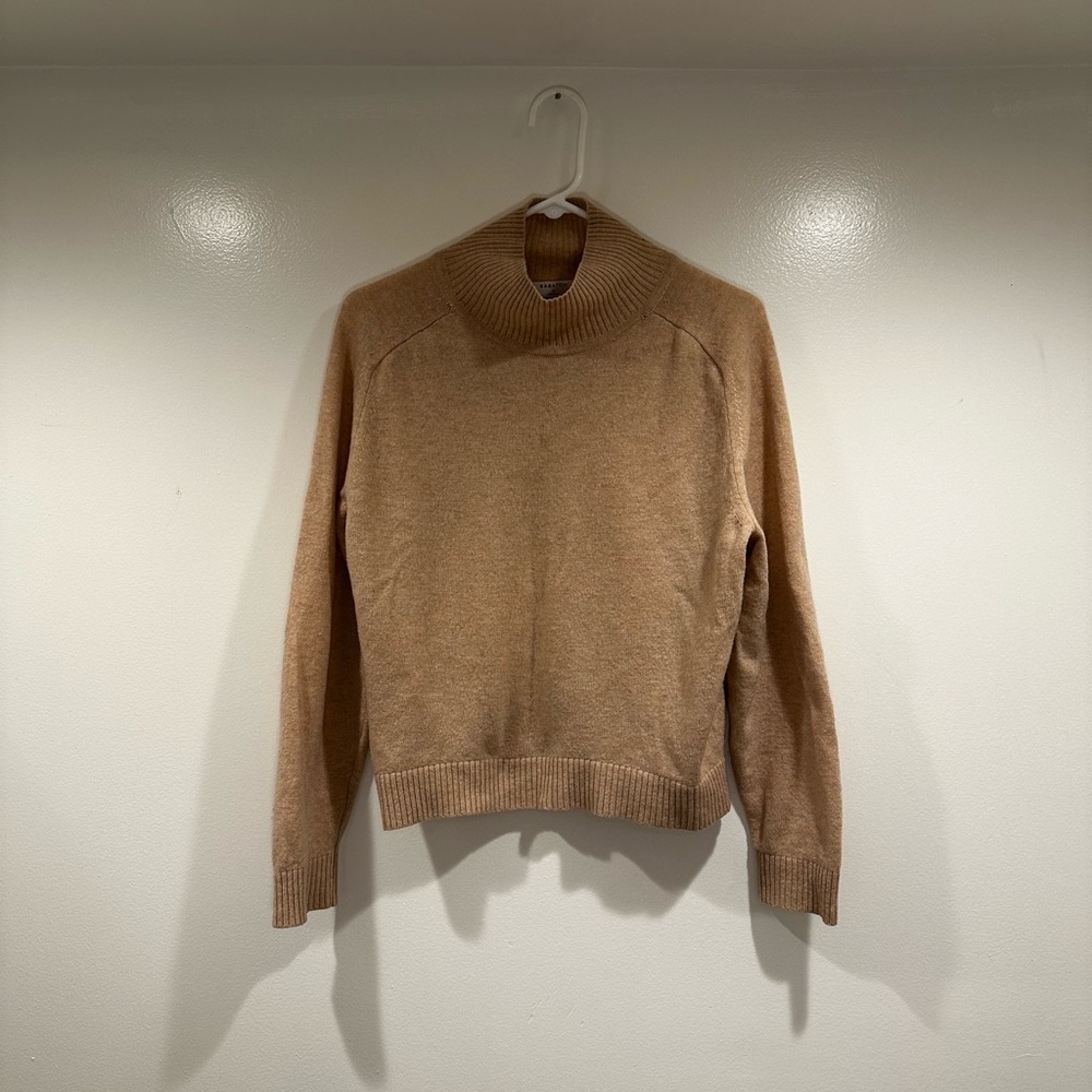 Gorgeous Babaton Sweater Size M